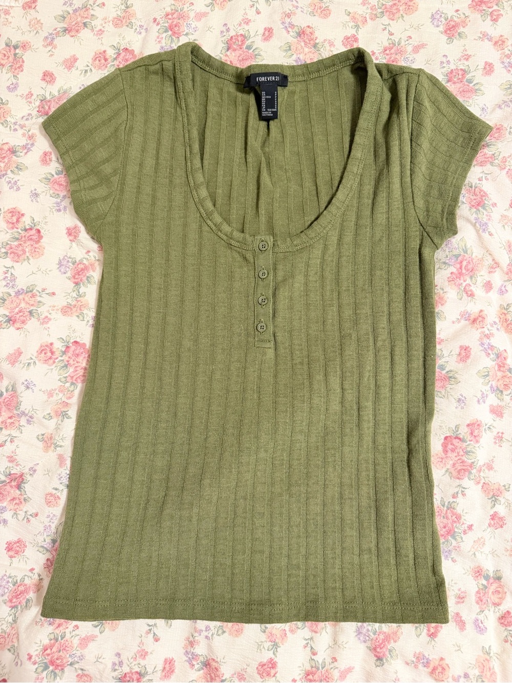 Forever 21 Olive Scoop Neck Ribbed Henley Tee
